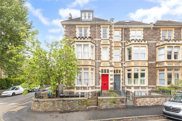 2 Bedroom Apartment For Sale In College Road, Clifton, Bristol, BS8