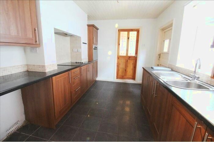 2 Bedroom Flat To Rent In Breamish Street, Jarrow, NE32