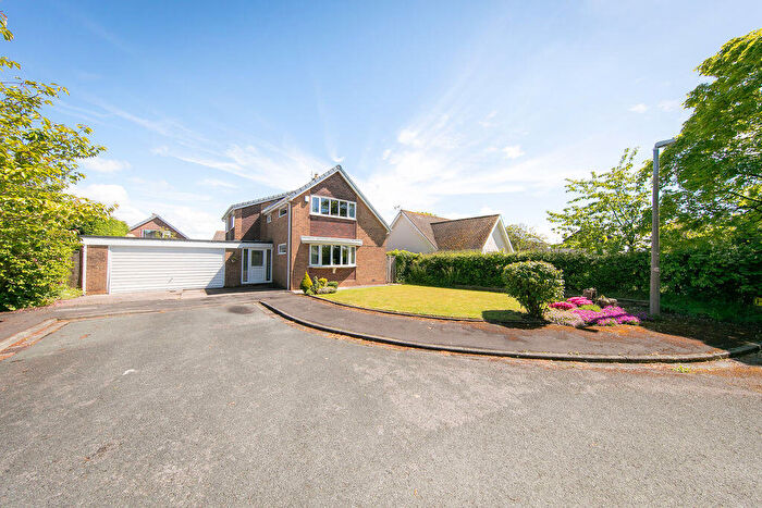 3 Bedroom Detached House For Sale In No., Earlsway, Staining, Lancs, FY3