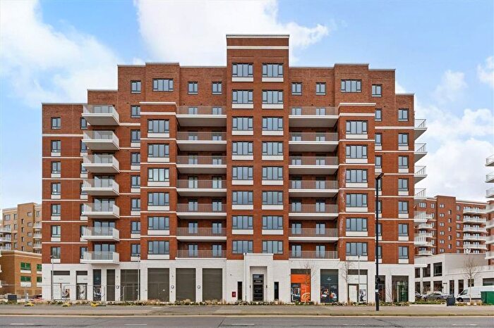 2 Bedroom Flat To Rent In Pettman Crescent, West Thamesmead, SE28