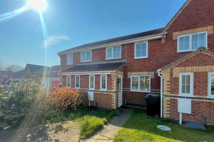 3 Bedroom Terraced House To Rent In Templemeads Close, Morton, PE10