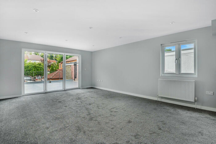 2 Bedroom Apartment To Rent In High Street, Orpington, BR6