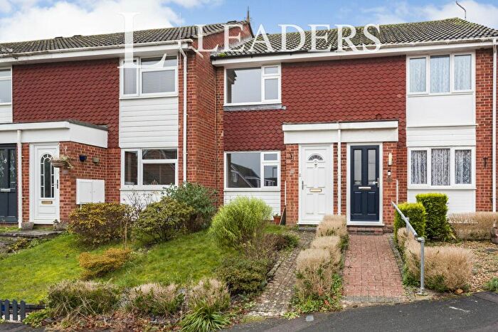 2 Bedroom Terraced House To Rent In Goosegreen Close, Horsham, RH12