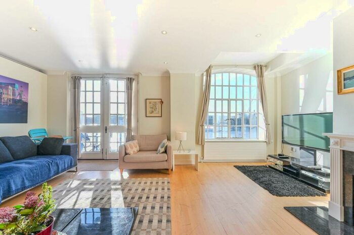 2 Bedroom Flat To Rent In St Katherines Way, St Katharine Docks, London, E1W