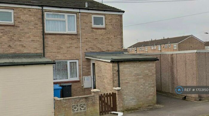 3 Bedroom Terraced House To Rent In Wareham Close, Bransholme, Hull, HU7
