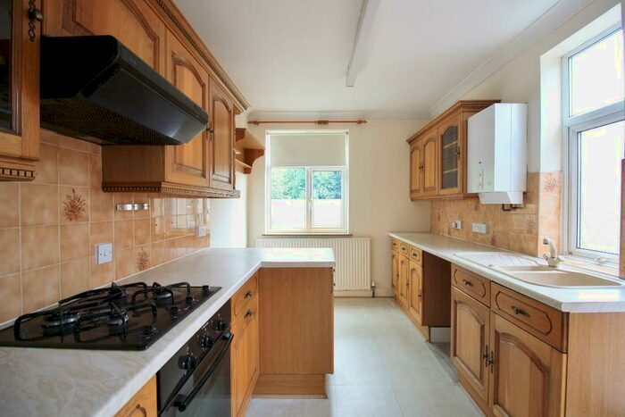 3 Bedroom House To Rent In Ardleigh Green Road, Hornchurch, RM11