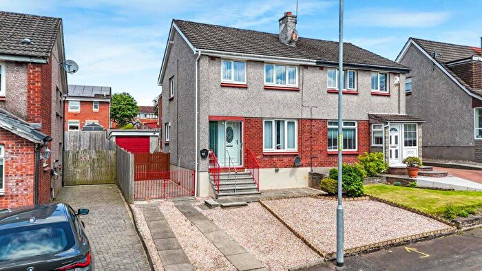 3 Bedroom Semi-Detached House For Sale In Sutherland Drive, Cairnhill, Airdrie, ML6