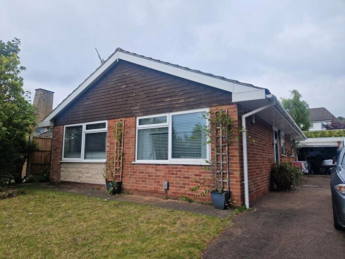 3 Bedroom Bungalow To Rent In Pinewood Drive, Mansfield, NG18