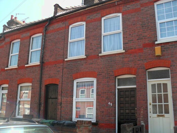 2 Bedroom Terraced House To Rent In Butlin Road, Luton, Bedfordshire, LU1