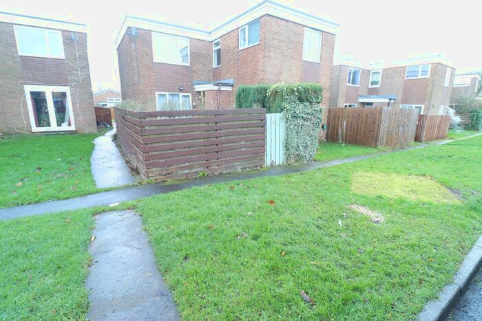 3 Bedroom Semi-Detached House To Rent In Garfield Gardens, Burnopfield, NE16