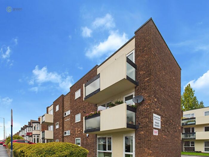 1 Bedroom Flat For Sale In Jockey Road, Sutton Coldfield, B73