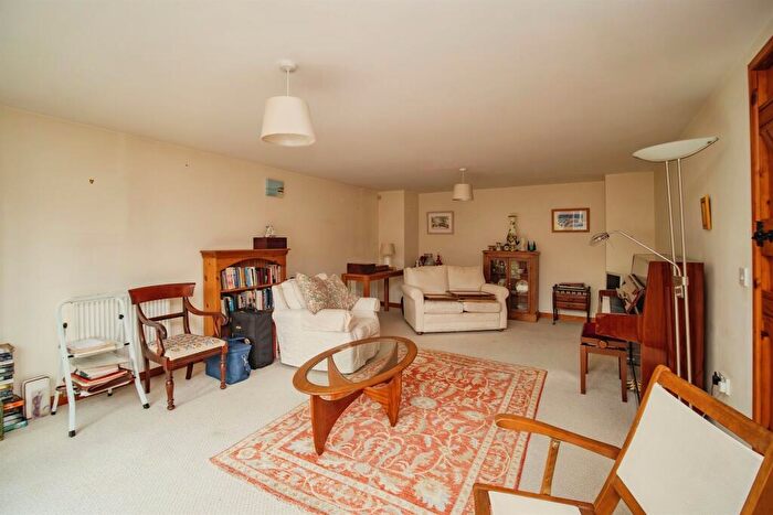 3 Bedroom Terraced House For Sale In Little Britain, Dorchester, DT1