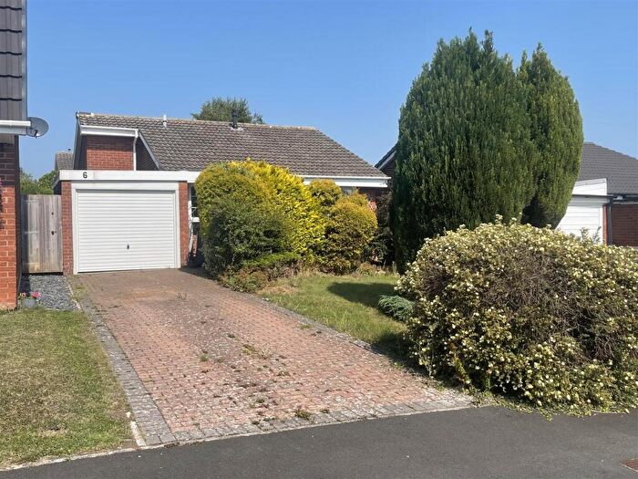 3 Bedroom Bungalow For Sale In Green Bank, Northallerton, DL6