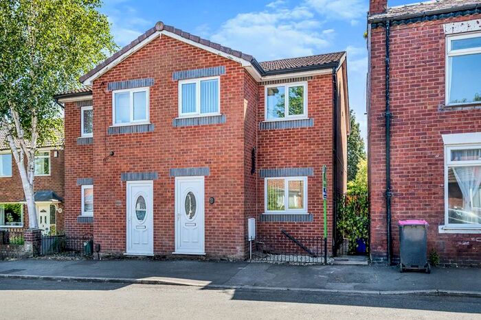 3 Bedroom Semi-Detached House To Rent In Cecil Street, Worsley, Manchester, Greater Manchester, M28