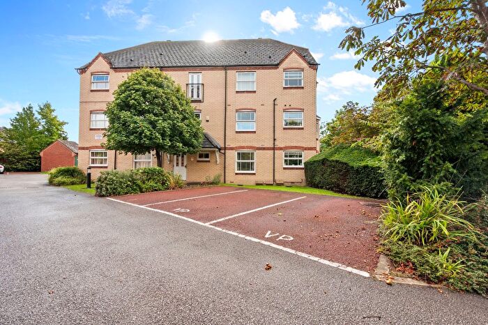 2 Bedroom Flat For Sale In Templeton Drive, Fearnhead, WA2