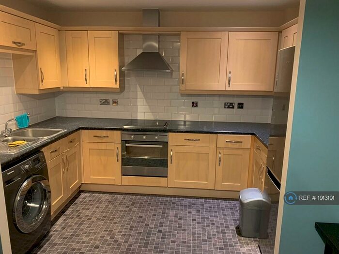 2 Bedroom Flat To Rent In Hatfield, Hatfield, AL10