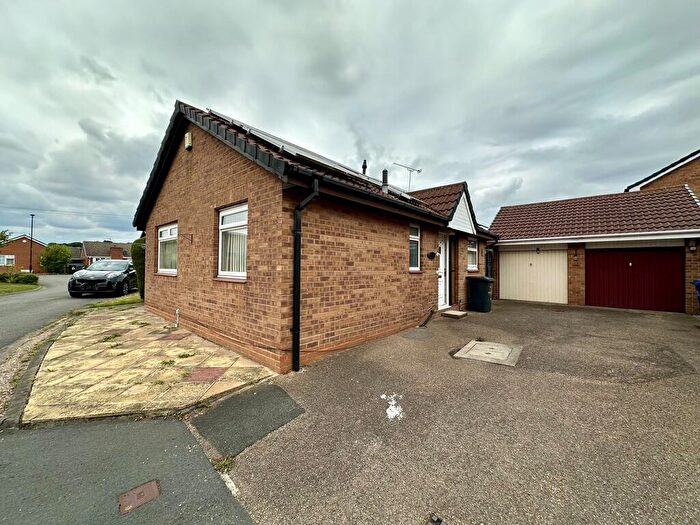 2 Bedroom Detached Bungalow For Sale In Newhall Road, Kirk Sandall, Doncaster, DN3