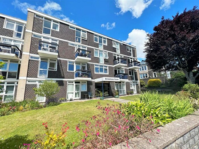 2 Bedroom Apartment For Sale In St Andrews House, Bradford Place, Penarth, CF64