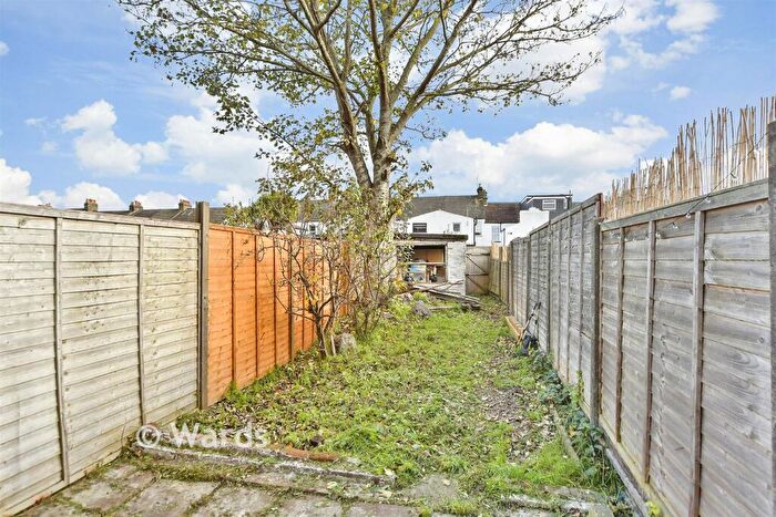 2 Bedroom Terraced House For Sale In West Street, Gillingham, Kent, ME7