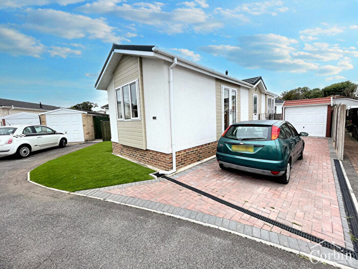 2 Bedroom Park Home For Sale In New Road, Bournemouth, BH10