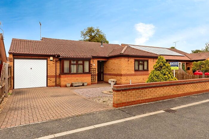 2 Bedroom Detached Bungalow For Sale In James Gardens, Whittlesey, Peterborough, PE7