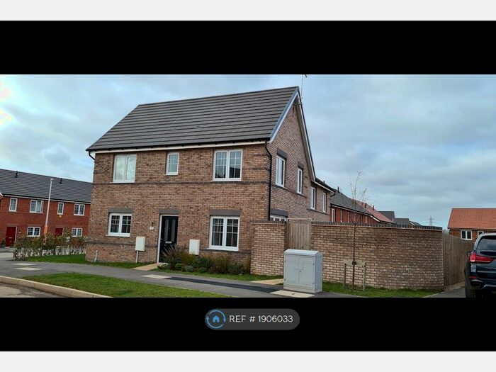3 Bedroom Semi-Detached House To Rent In Conrad Lewis Way, Warwick, CV34