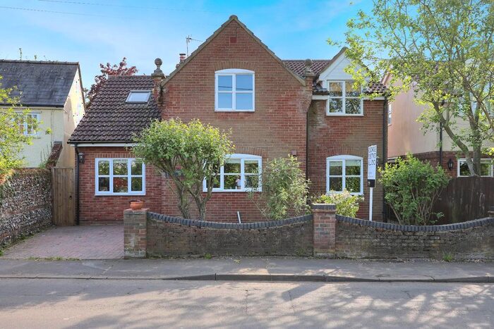 4 Bedroom Detached House For Sale In High Street, West Wratting, Cambridge, CB21