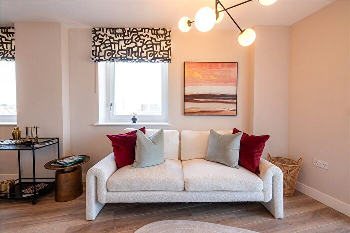2 Bedroom Flat For Sale In The Hyde, London, NW9