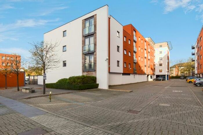 1 Bedroom Flat To Rent In Endeavour Court, Channel Way, Southampton, SO14