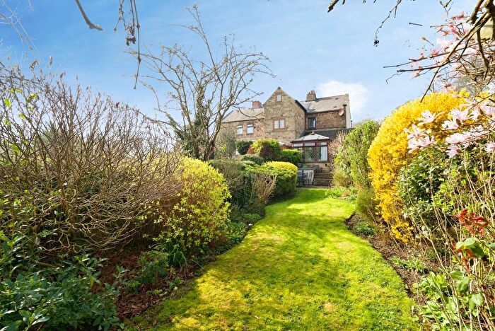 2 Bedroom End Terrace House For Sale In Doncaster Road, Hooton Roberts, Rotherham, South Yorkshire, S65