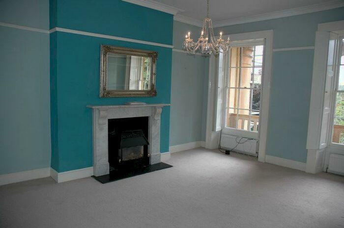 2 Bedroom Flat To Rent In Vyvyan Terrace, Clifton, Bristol, BS8