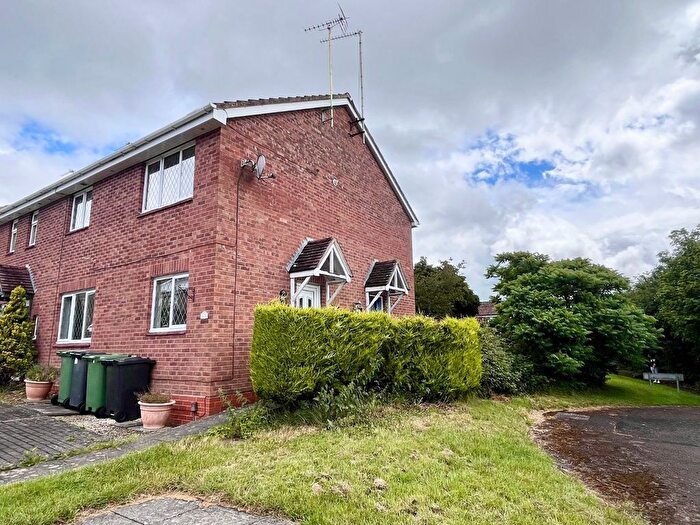 1 Bedroom End Terrace House To Rent In Tidbury Close, Redditch, Worcestershire, B97