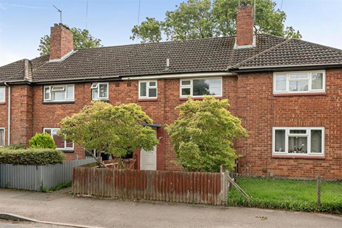 3 Bedroom Terraced House For Sale In Steele Street, Rugby, CV22
