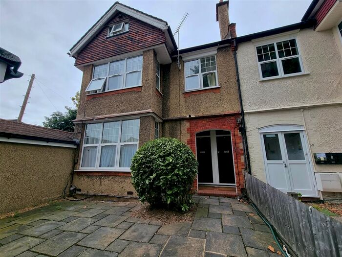 Studio To Rent In Stanley Road, Sutton, SM2