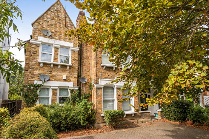 2 Bedroom Apartment For Sale In Woolstone Road, London, SE23