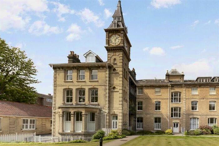 1 Bedroom Flat To Rent In Langdon Park, Teddington, TW11