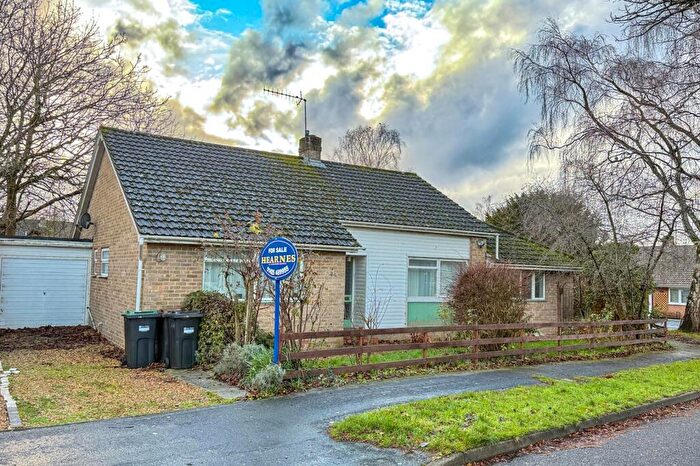 4 Bedroom Bungalow For Sale In Dene Close, Ringwood, BH24