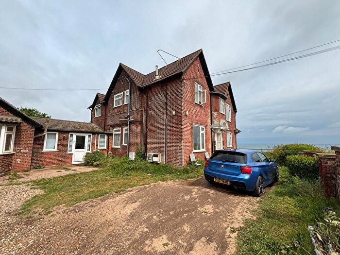 2 Bedroom Apartment To Rent In Sea View Road, Mundesley, Norwich, NR11