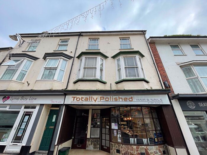 1 Bedroom Property To Rent In Fore Street, Seaton, Devon, EX12