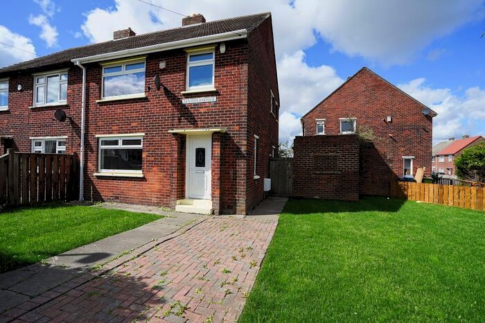 3 Bedroom Semi-Detached House To Rent In Seaton Avenue, Houghton-Le-Spring, Tyne And Wear, DH5
