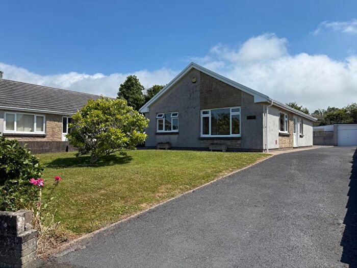 3 Bedroom Bungalow For Sale In Heol Derw, Cardigan, SA43