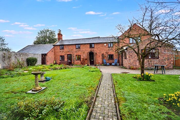 3 Bedroom Detached House For Sale In Bredon, Tewkesbury, Gloucestershire, GL20