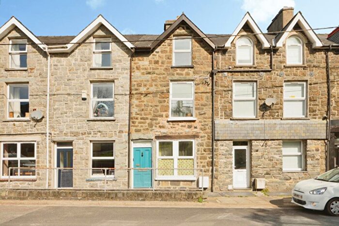 3 Bedroom Terraced House For Sale In Ffestiniog, Blaenau Ffestiniog, Gwynedd, LL41
