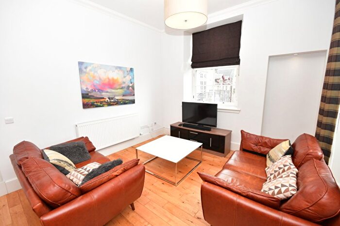 2 Bedroom Flat To Rent In Ardconnel Street, Inverness, IV2