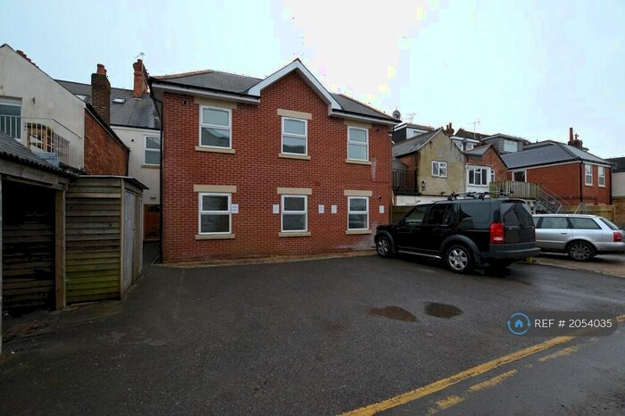 2 Bedroom Flat To Rent In Christchurch Road, Bournemouth, BH7