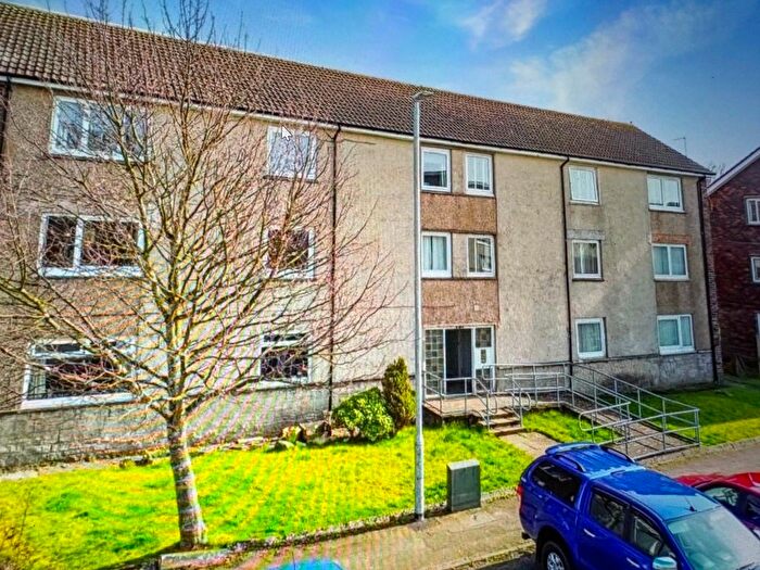 3 Bedroom Flat To Rent In Buchan Road, Troon, South Ayrshire, KA10