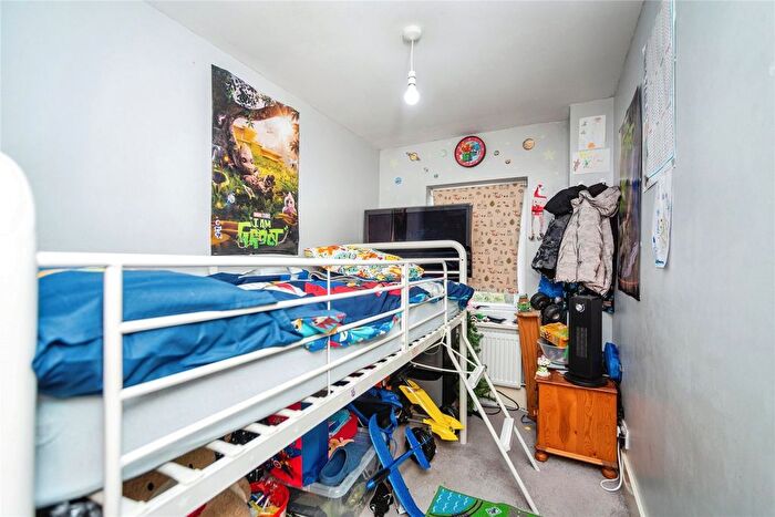 3 Bedroom Terraced House For Sale In Formby Terrace, Halling, Rochester, Kent, ME2