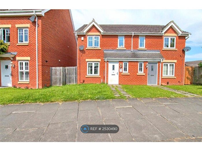 3 Bedroom Semi-Detached House To Rent In Mitchell Avenue, Thornaby, Stockton-On-Tees, TS17