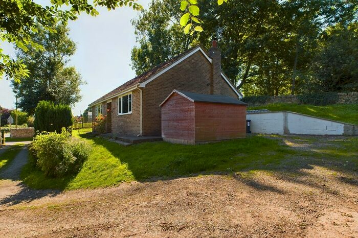 2 Bedroom Bungalow To Rent In Main Street, Scotton, HG5