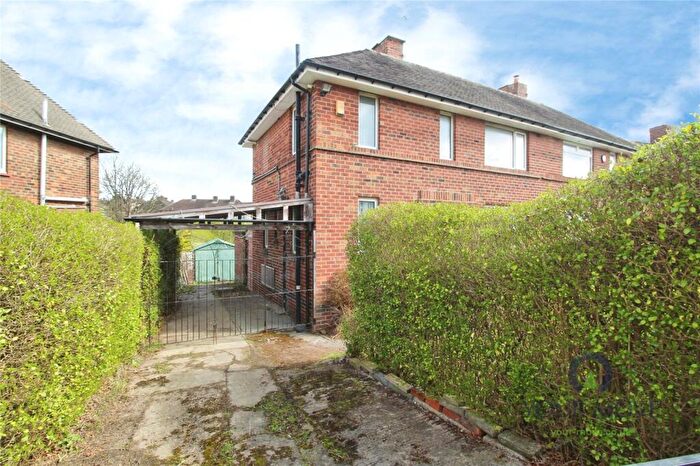 3 Bedroom Semi-Detached House For Sale In Turie Crescent, Sheffield, S5